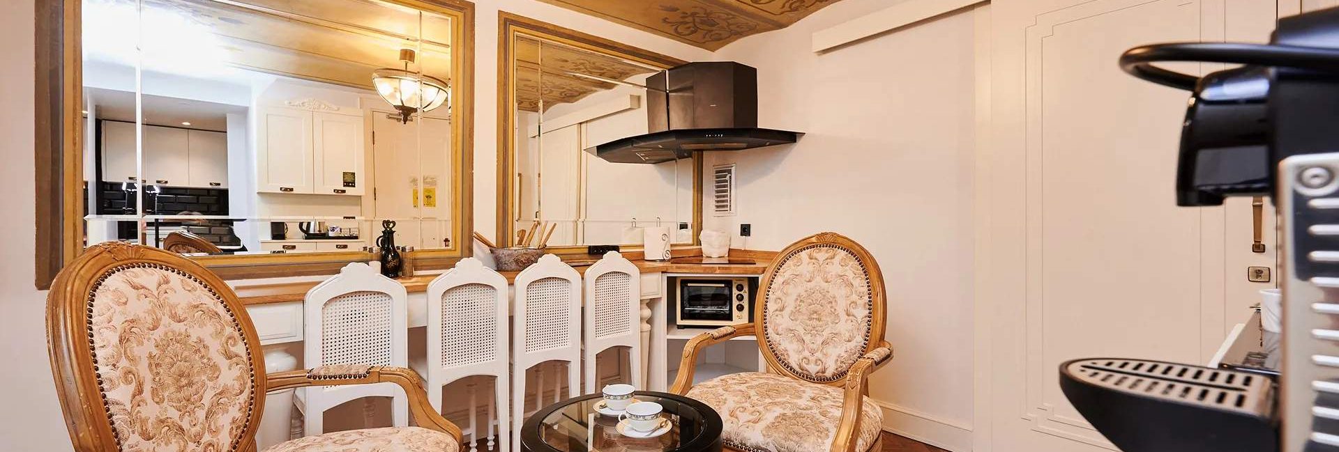 beyoğlu vintage hotel, vintage hotel istanbul, beyoğlu butik otel, beyoğlu design hotel, faik pasha apartments, istanbul art hotel, çukurcuma vintage hotel, cihangir vintage hotel, nostaljik otel istanbul