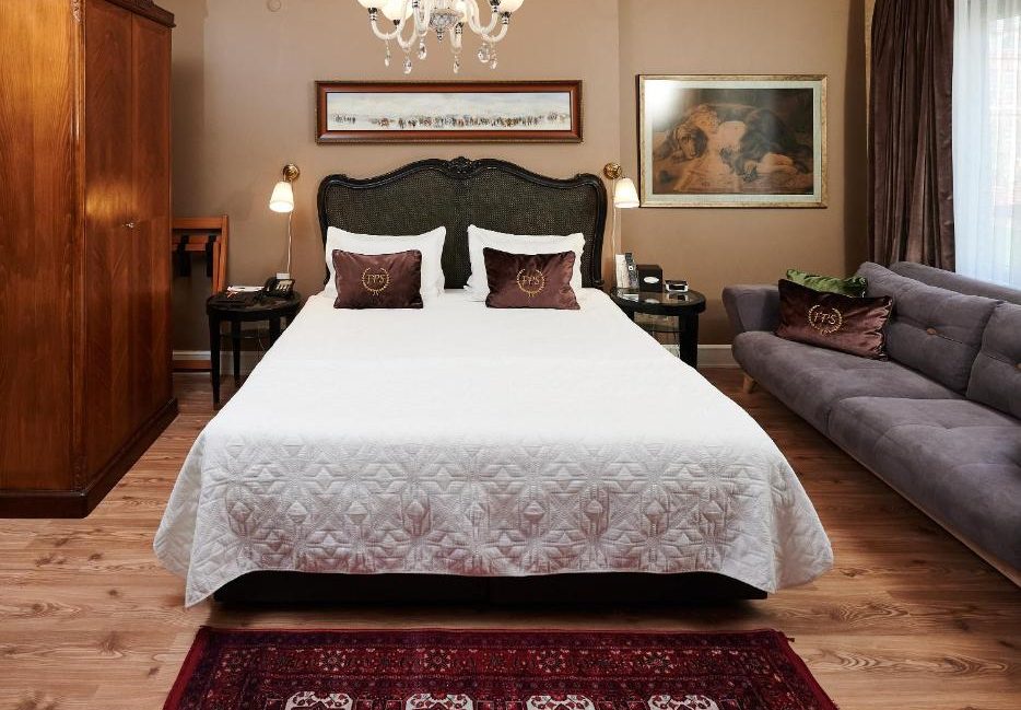 2025 galata boutique hotels, galata boutique hotel, galata small hotels, galata art hotel, galata design hotel, faik pasha galata, galata accommodation, cihangir boutique hotel, galata uzun süreli konaklama, local living, galata home experience, istanbul boutique hotels, galata events, galata gastronomy