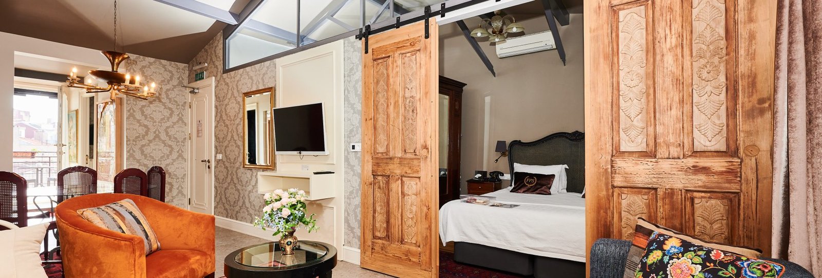 Beyoğlu design hotels, modern otel, sanat oteli, çağdaş konaklama, uzun dönem konaklama, faik pasha apartments, galata hotel, cihangir hotel, istanbul otel, rezervasyon, tripadvisor, google yorumları, butik otel, merkezi otel, 2025, suit daire, oda tipleri, sanat ve tasarım, beyoğlu mahallesi