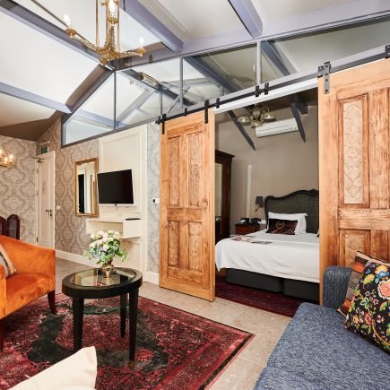 Cukurcuma design hotel 2026, Çukurcuma butik otel, Beyoğlu tasarım konaklama, İstanbul ev konseptli otel, Çukurcuma uzun konaklama, Galata yakın otel, tarihi apart konaklama, Beyoğlu mahalle deneyimi