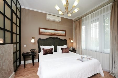 Beyoğlu design hotels, beyoğlu otel, modern otel, sanat oteli, uzun dönem konaklama, faik pasha apartments, galata hotel, cihangir hotel, istanbul otel, rezervasyon, tripadvisor, google yorumları, konaklama rehberi, çağdaş mimari, oda tipleri, 2025, merkezi otel, suit daire