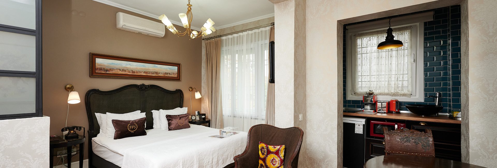 Beyoğlu design hotels, beyoğlu otel, modern otel, sanat oteli, uzun dönem konaklama, faik pasha apartments, galata hotel, cihangir hotel, istanbul otel, rezervasyon, tripadvisor, google yorumları, konaklama rehberi, çağdaş mimari, oda tipleri, 2025, merkezi otel, suit daire