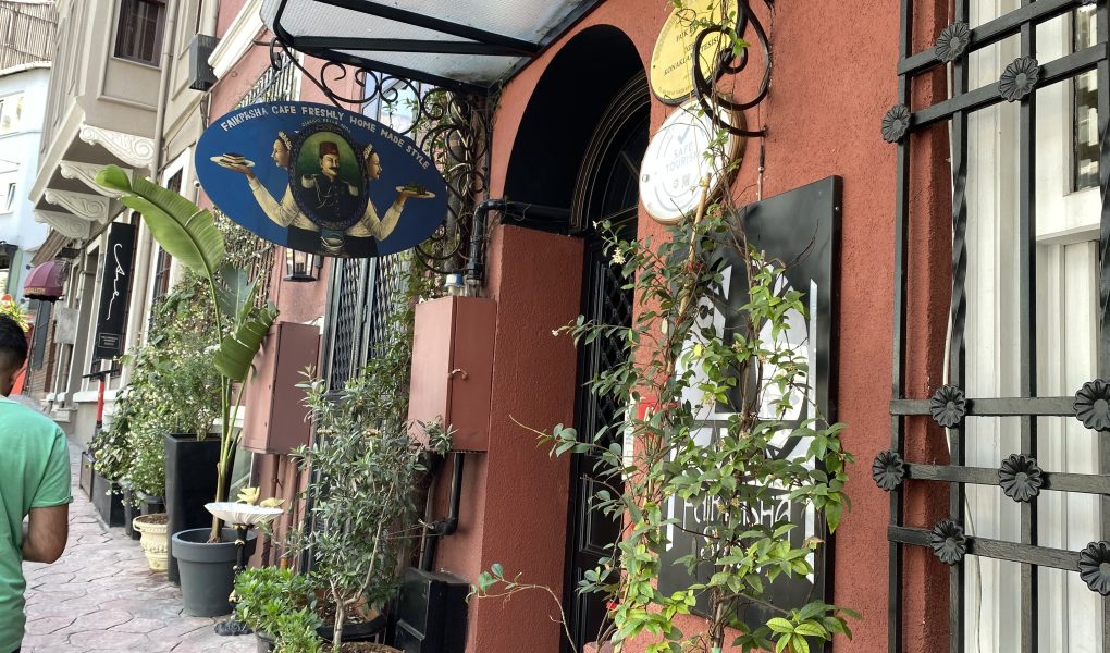 Beyoğlu hotels, Beyoğlu design hotel, İstanbul small hotels, beyoğlu otel, butik otel, faik pasha apartments, uzun dönem konaklama, galata hotel, cihangir hotel, konaklama rehberi, istanbul otel, rezervasyon, tripadvisor, google yorumları