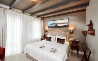 Beyoğlu hotels, Beyoğlu design hotel, İstanbul small hotels, modern otel, butik otel, uzun dönem konaklama, faik pasha apartments, galata hotel, cihangir hotel, istanbul otel, rezervasyon, tripadvisor, google yorumları, konaklama rehberi, apart otel, suit daire, merkezi otel, 2025