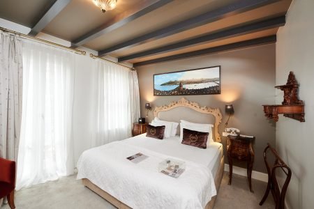 Beyoğlu hotels, Beyoğlu design hotel, İstanbul small hotels, modern otel, butik otel, uzun dönem konaklama, faik pasha apartments, galata hotel, cihangir hotel, istanbul otel, rezervasyon, tripadvisor, google yorumları, konaklama rehberi, apart otel, suit daire, merkezi otel, 2025