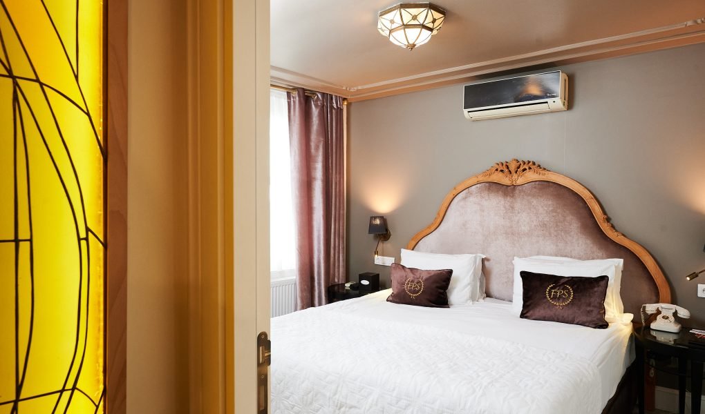 Beyoğlu hotels, Beyoğlu design hotel, İstanbul small hotels, modern otel, butik otel, uzun dönem konaklama, faik pasha apartments, galata hotel, cihangir hotel, istanbul otel, rezervasyon, tripadvisor, google yorumları, konaklama rehberi, apart otel, suit daire, merkezi otel, 2025