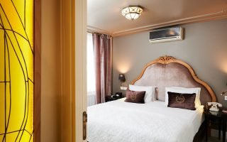 Beyoğlu hotels, Beyoğlu design hotel, İstanbul small hotels, modern otel, butik otel, uzun dönem konaklama, faik pasha apartments, galata hotel, cihangir hotel, istanbul otel, rezervasyon, tripadvisor, google yorumları, konaklama rehberi, apart otel, suit daire, merkezi otel, 2025