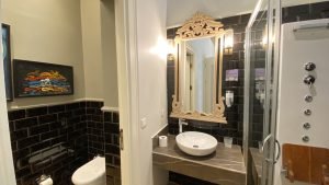 Beyoğlu Hotels 2026: İstanbul’u Yaşayarak Konaklamak İsteyenler İçin Rehber 4 İstanbul small hotels, Beyoğlu design hotel, beyoğlu hotels, modern otel, butik otel, faik pasha apartments, luxury hotels, uzun dönem konaklama, beyoğlu rehberi, konaklama tavsiye, istanbul otel, rezervasyon, galata hotel, cihangir hotel, cukurcuma hotel, tripadvisor, google yorumları