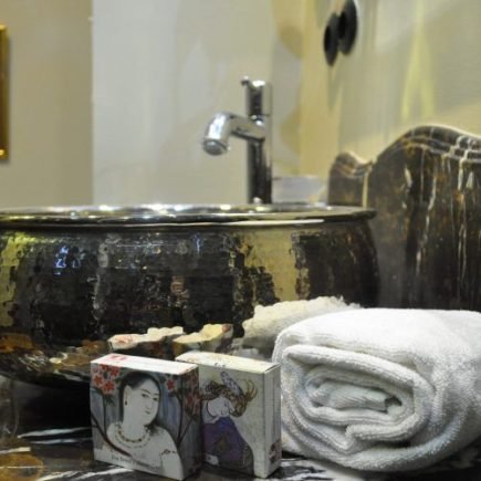 Beyoğlu Hotels 2026: İstanbul'un Kültür ve Sanat Merkezinde Konaklayın 7 Beyoğlu hotels, Beyoğlu butik otel, Faik Pasha Houses, İstanbul butik otel, tarihi Beyoğlu, Beyoğlu konaklama, Çukurcuma otelleri, Cihangir otelleri, İstanbul 2026