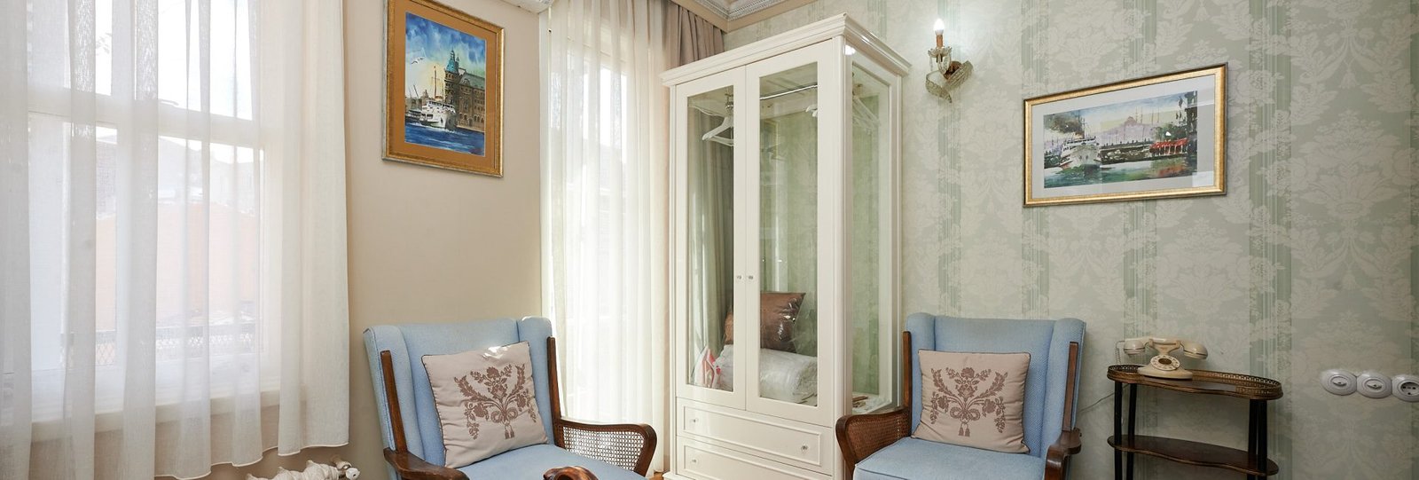 İstanbul boutique hotels, Beyoğlu butik hotels, İstanbul design hotels ve İstanbul small hotels rehberi 2025.