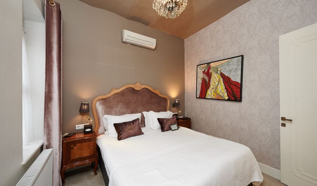 İstanbul small hotels, İstanbul design hotels ve Beyoğlu hotels rehberi 2025.