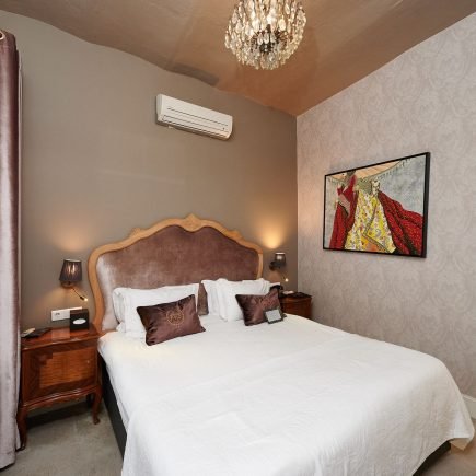 Cihangir design hotel 2026, Cihangir butik konaklama, Beyoğlu ev konseptli otel, İstanbul tasarım otel, Çukurcuma konaklama, Galata yakın otel, uzun süreli konaklama İstanbul, butik apart İstanbul, Cihangir’de konaklama